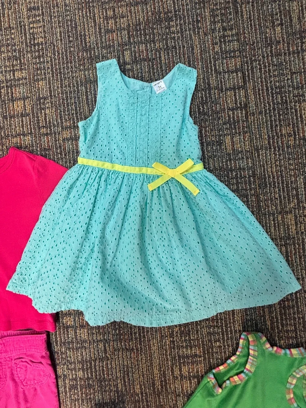 Kids 3T Six Piece Mix and Match Set - Includes Gap, Carters, Nohi Pieces